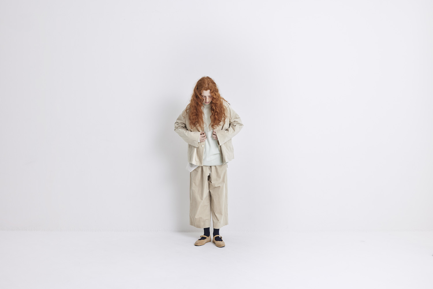 VC-2430U Image04