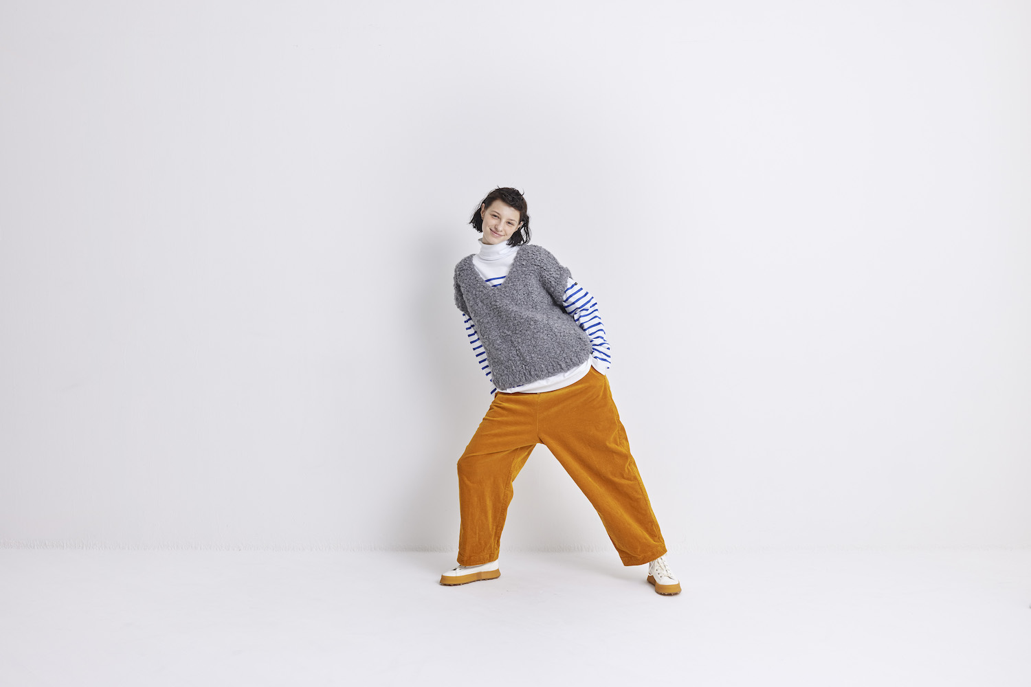 VC-2441U Image04
