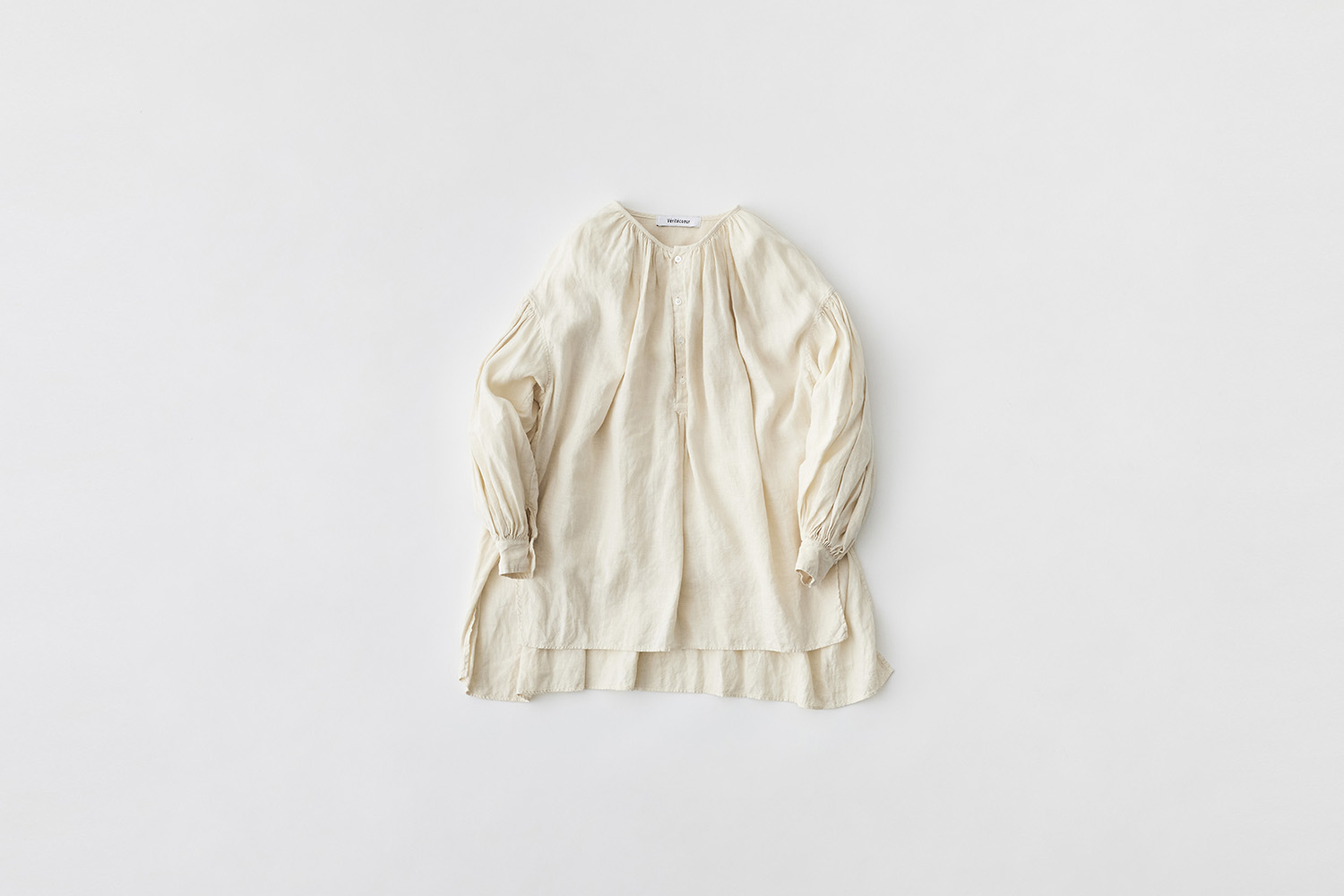 ST081 LITHUANIA LINEN GATHERD TUNIC Image01