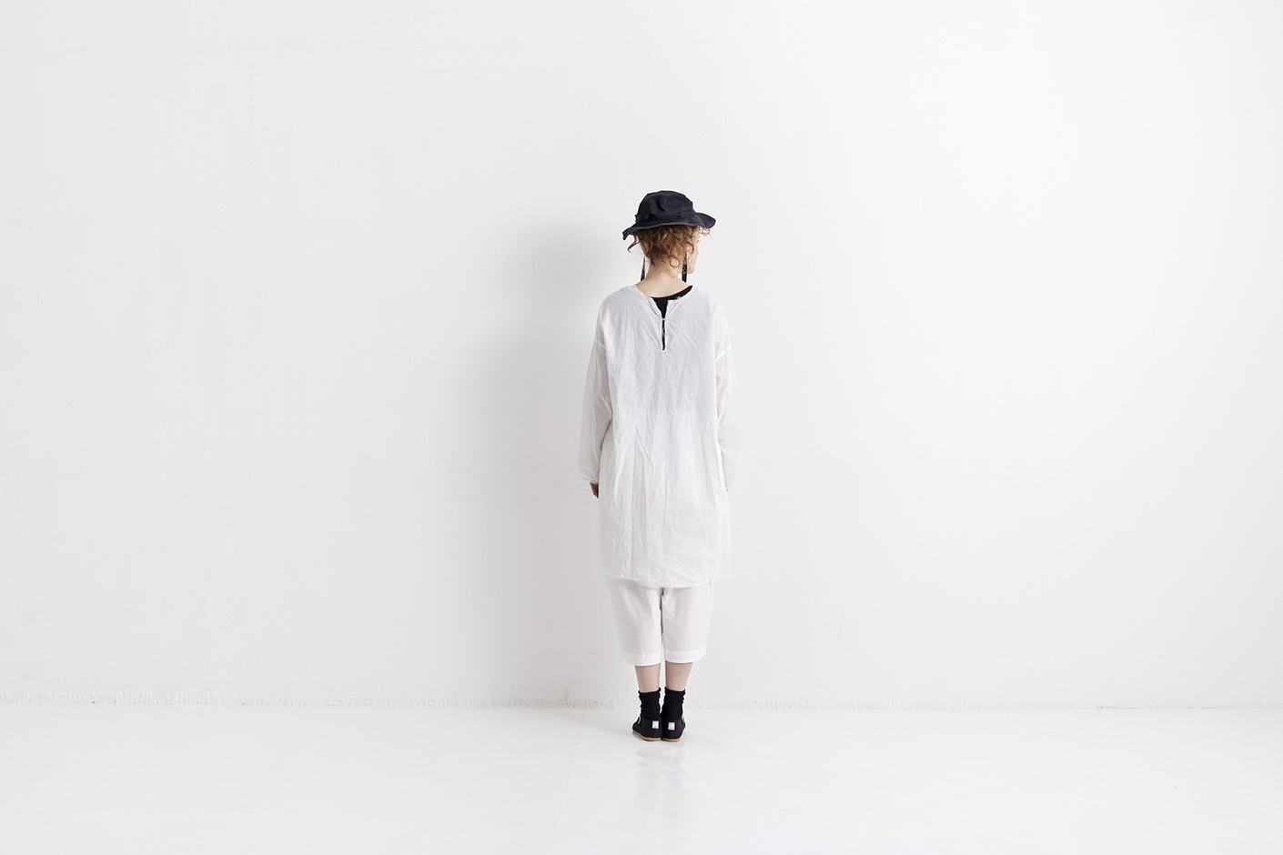 VC-2570 Image03
